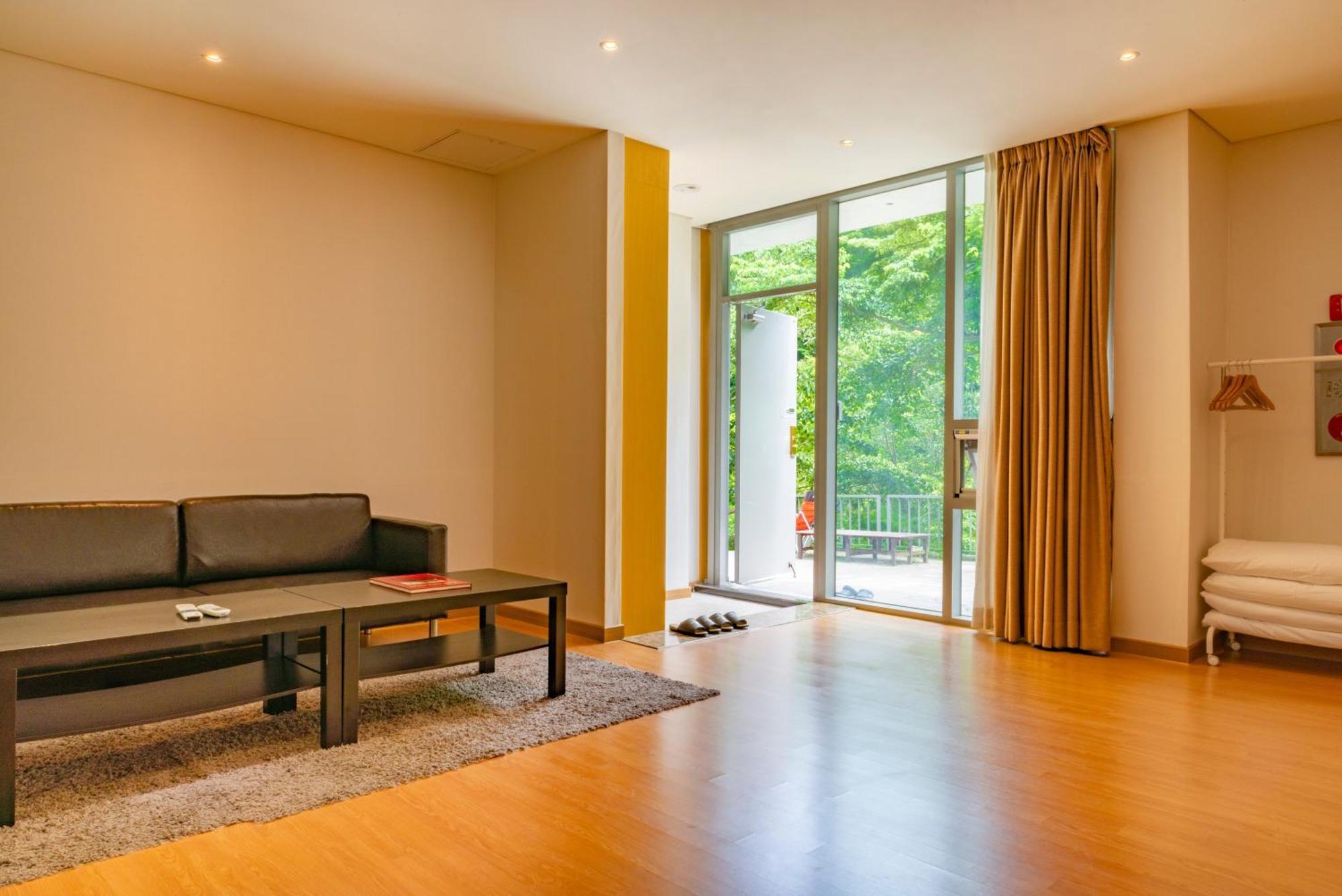 Leesangwon Museum Of Art - Museumstay Chuncheon Habitación foto